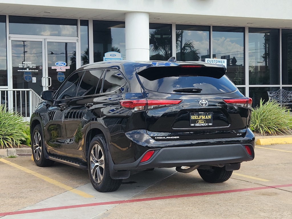 Used 2022 Toyota Highlander XLE SUV