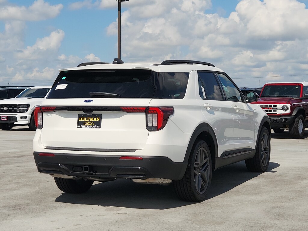 New 2026 Ford Explorer ST-Line SUV