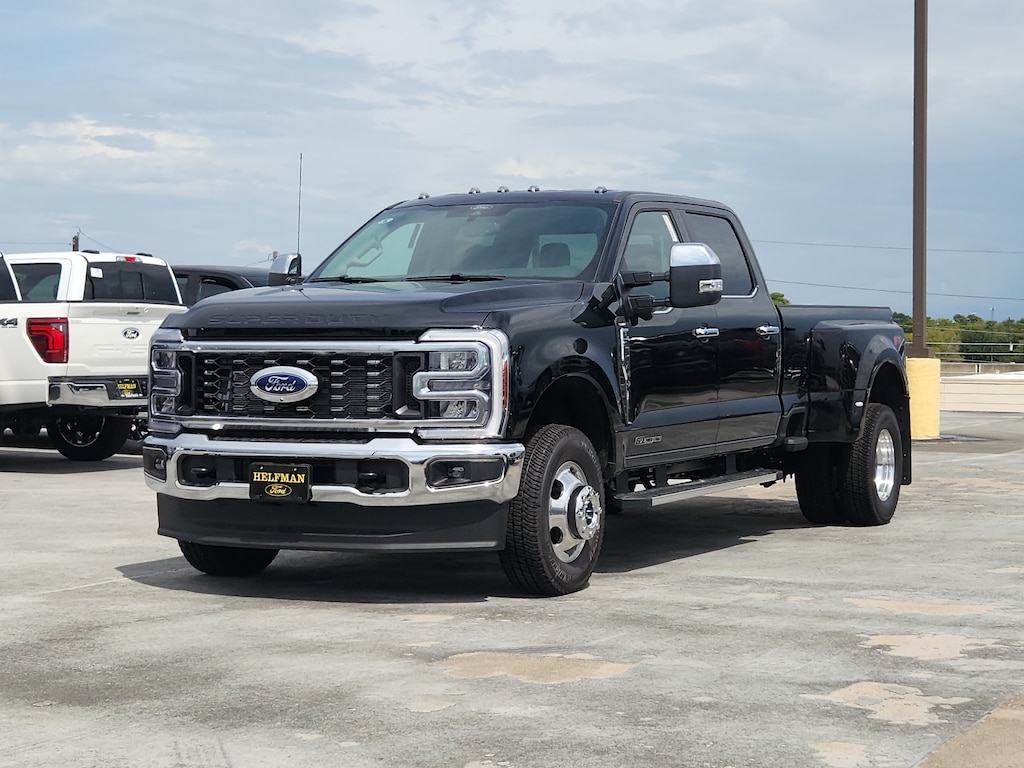 New 2026 Ford Super Duty F-350® Lariat® TRUCK