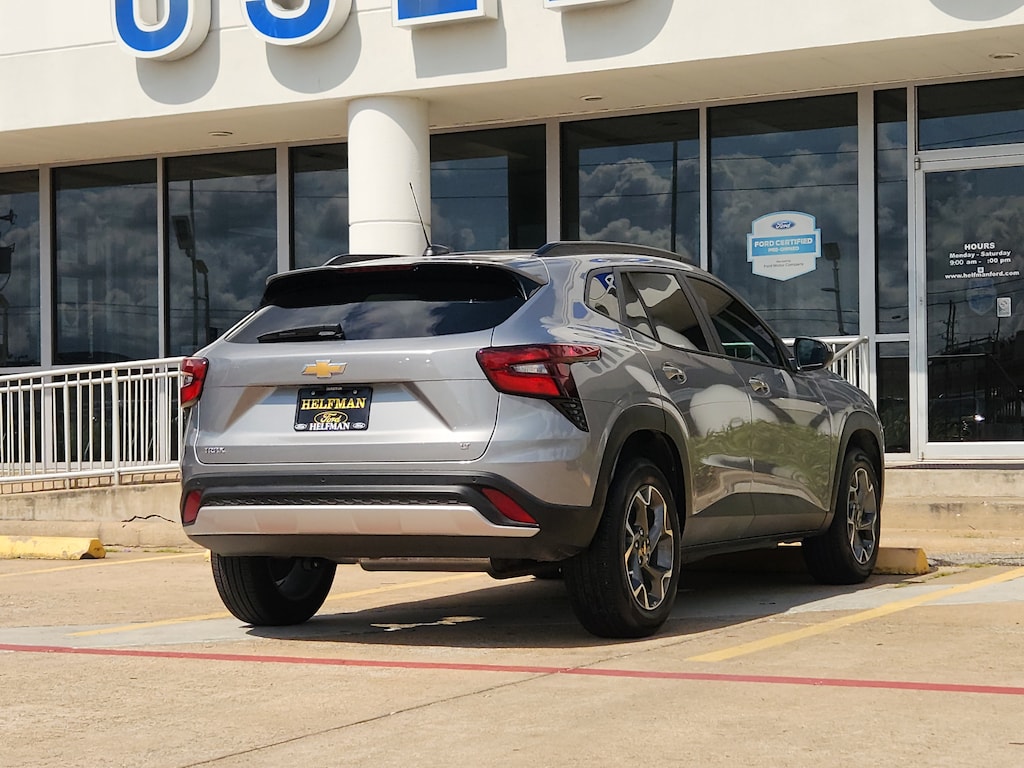 Used 2026 Chevrolet Trax LT SUV