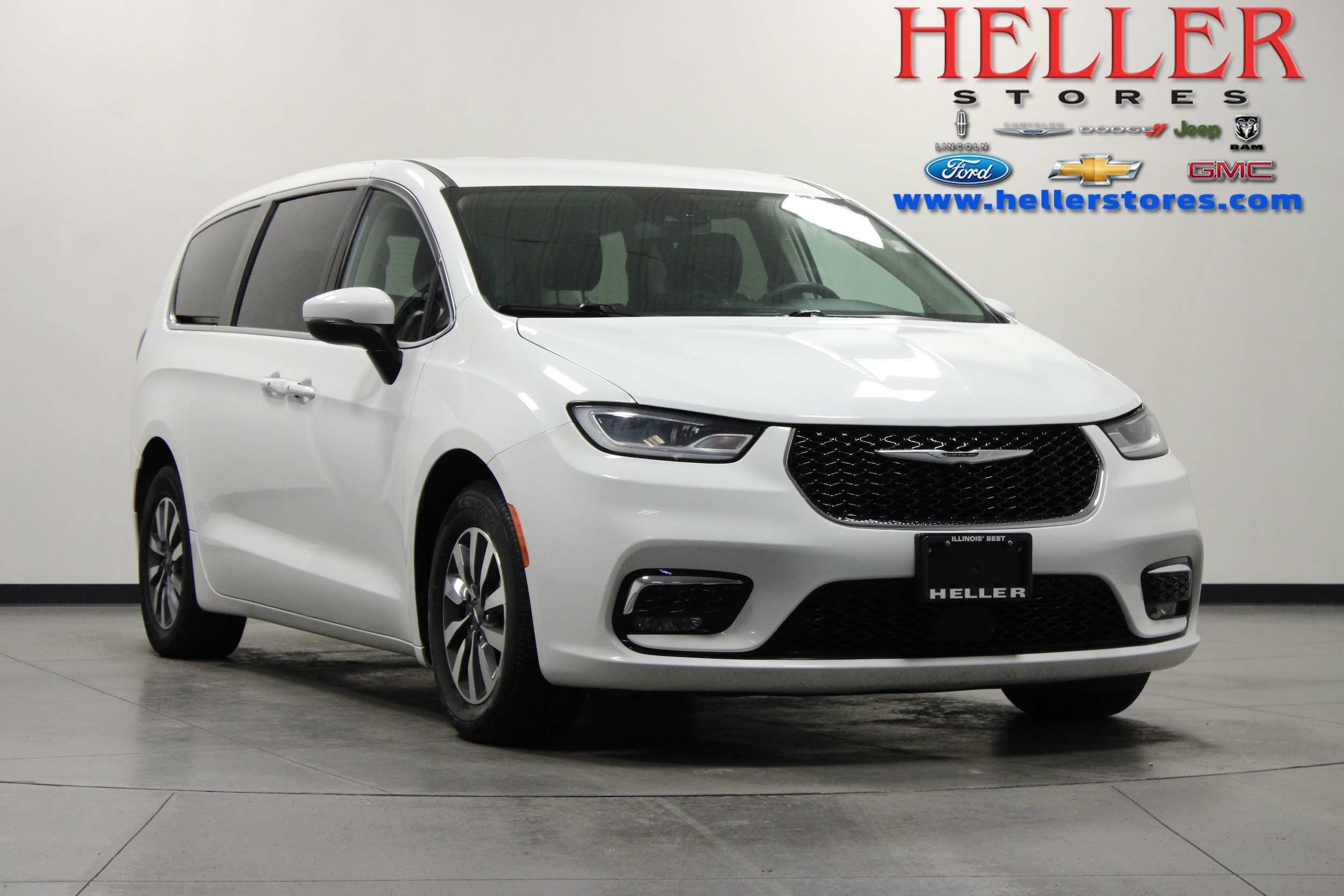 2023 Chrysler Pacifica Hybrid Touring L