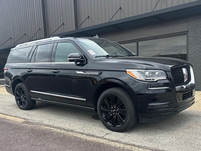 2023 Lincoln Navigator