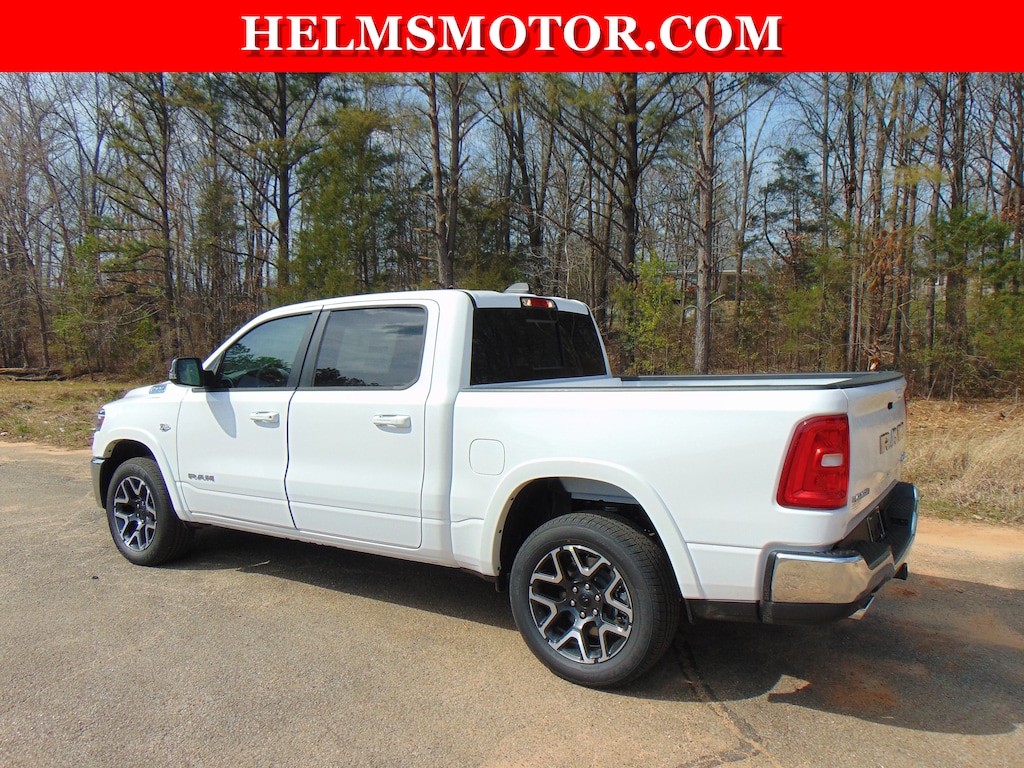 New 2026 Ram 1500 LARAMIE CREW CAB 4X4 5'7 BOX Pickup