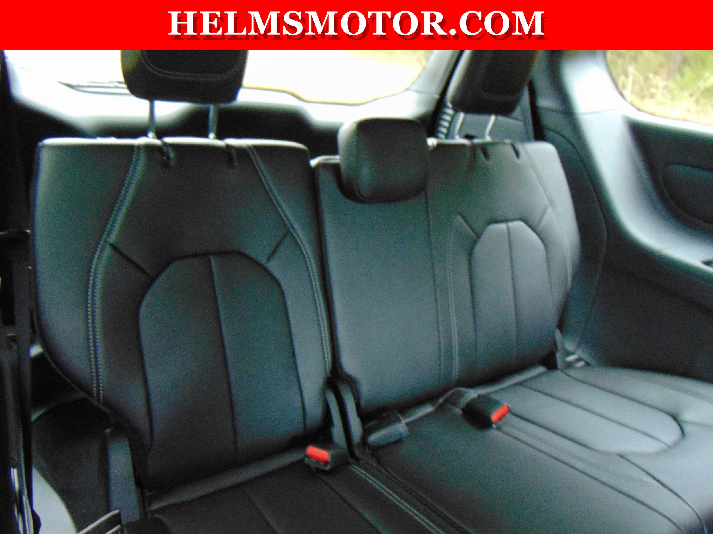 2026 Chrysler Pacifica Select - Photo 39