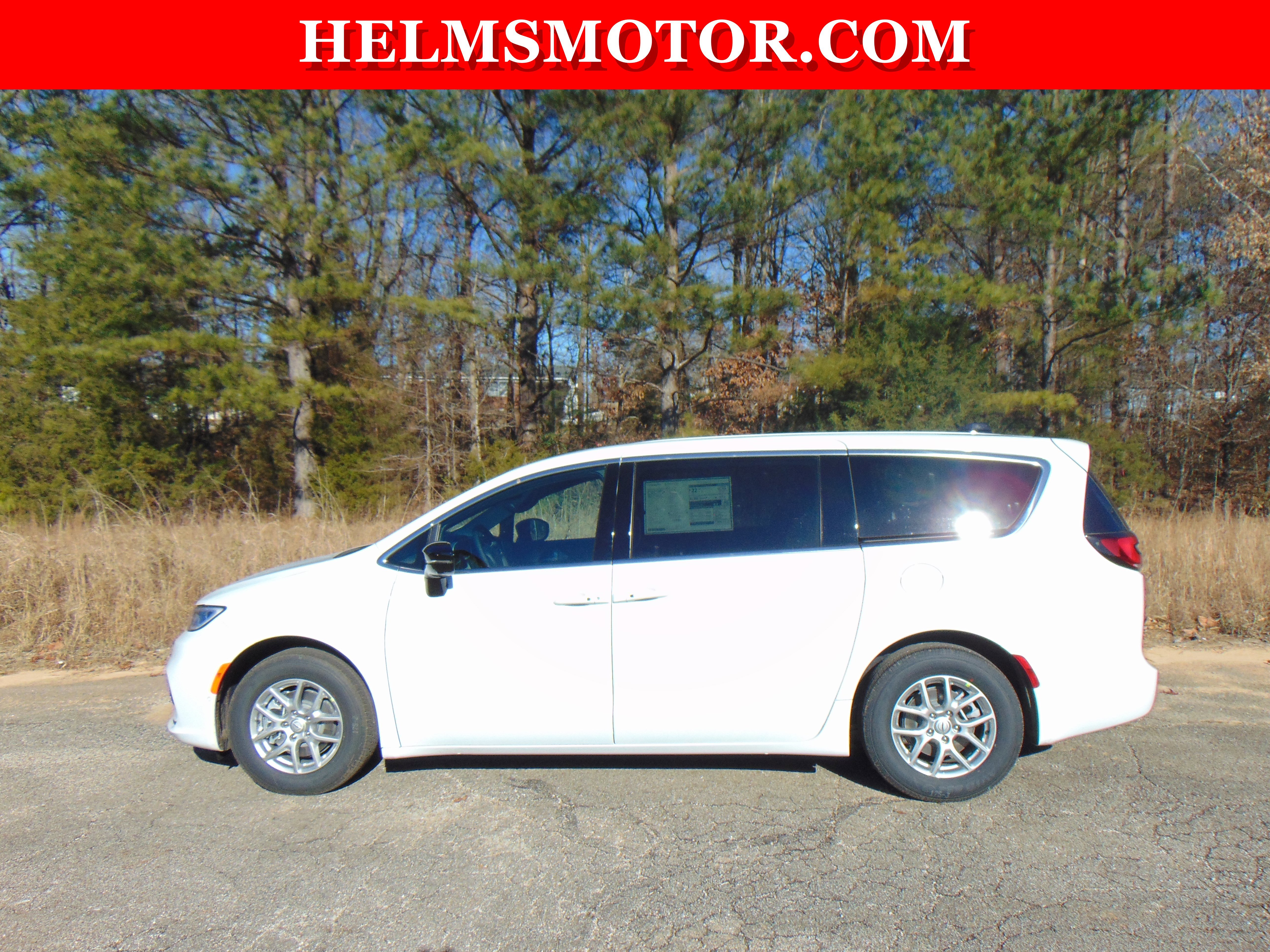 New 2026 Chrysler Pacifica SELECT Passenger Van