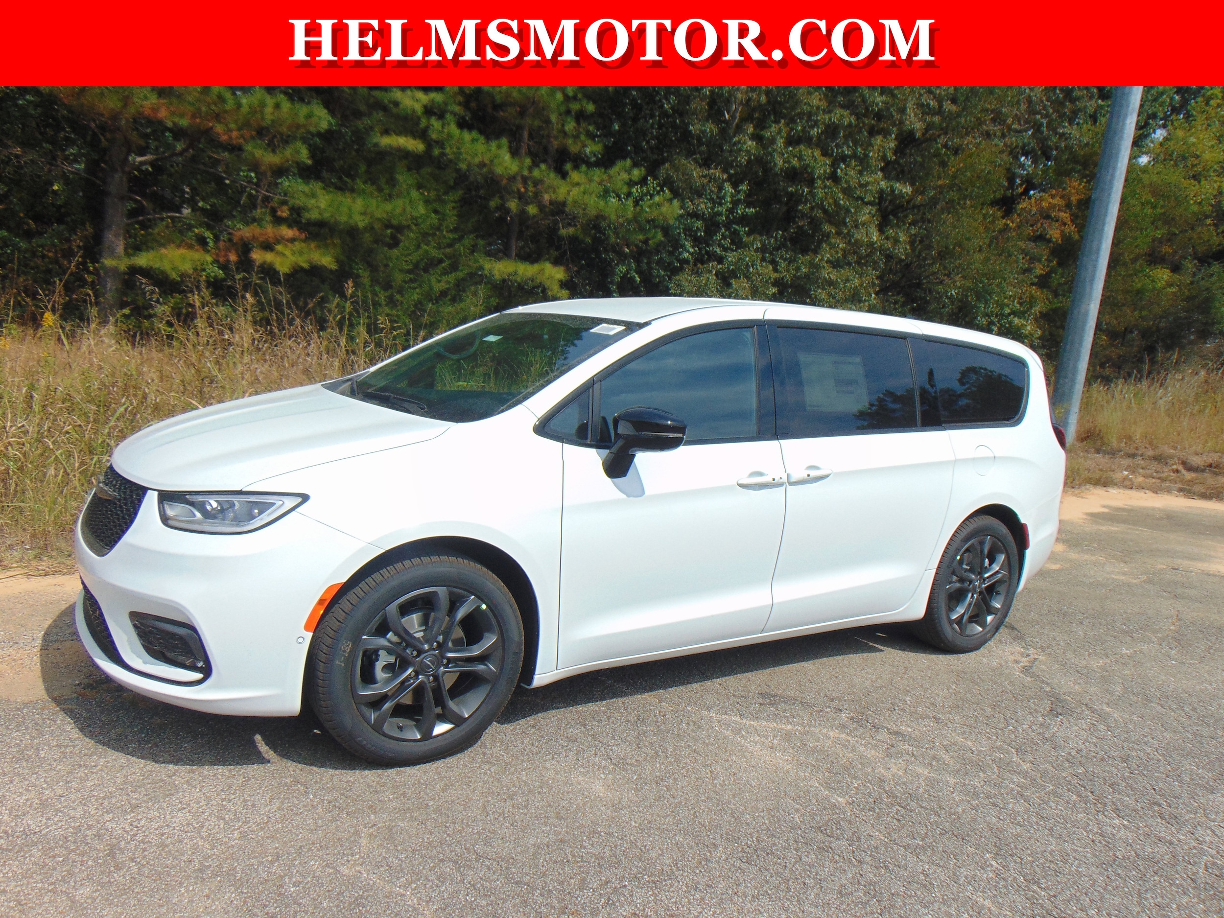 2026 Chrysler Pacifica Select - Photo 3