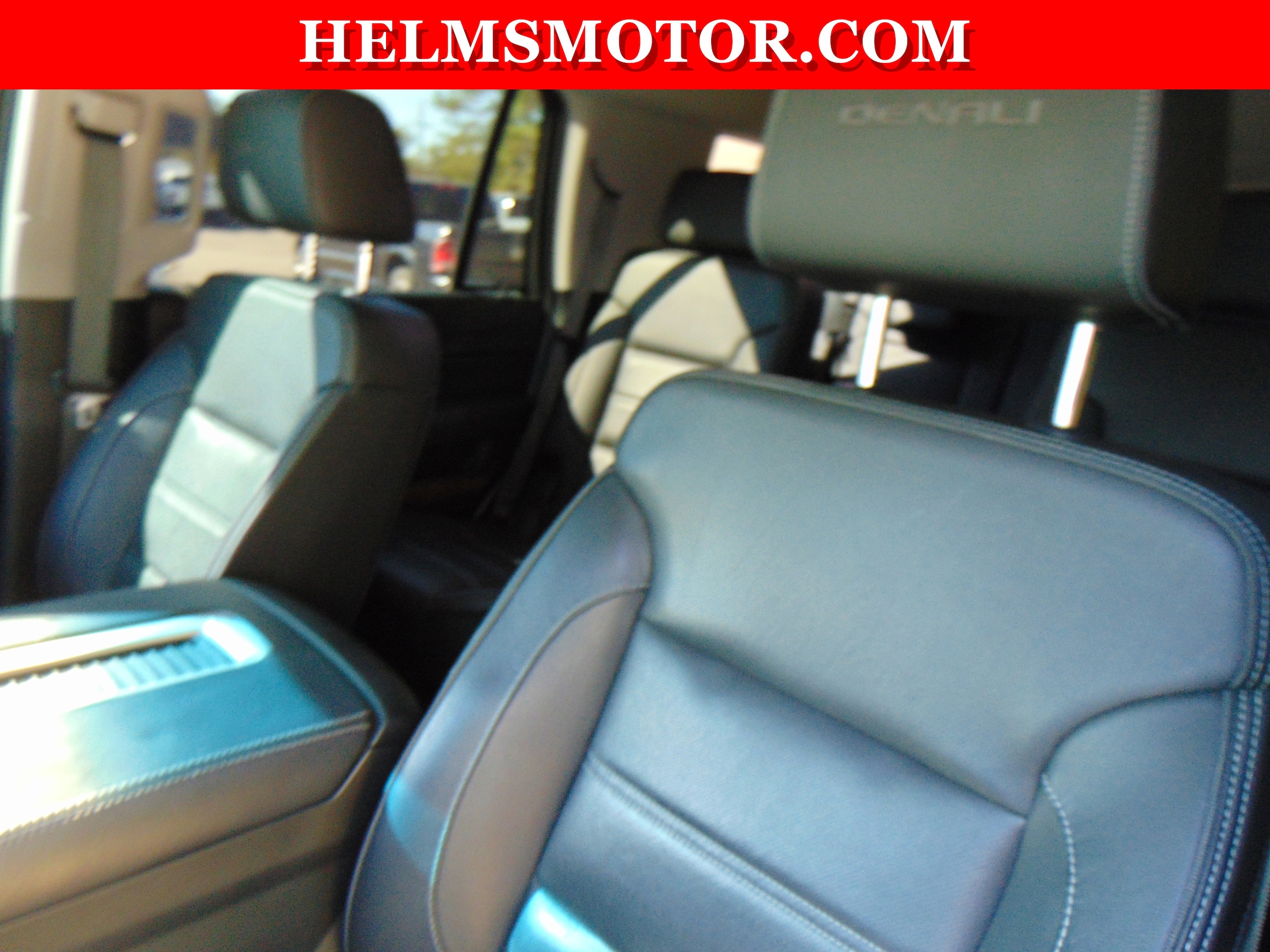 2019 GMC Yukon Denali - Photo 27