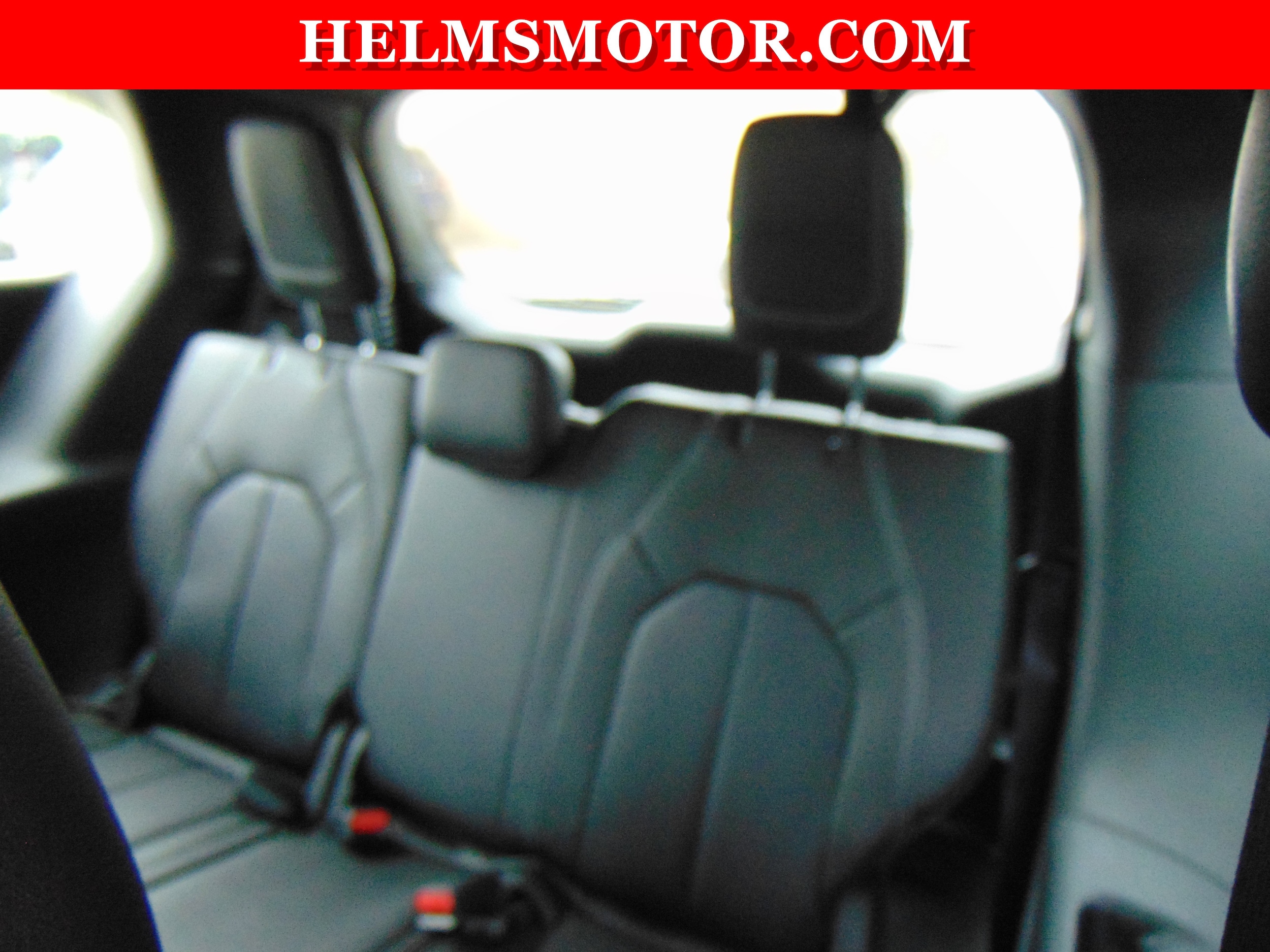 2026 Chrysler Pacifica Select - Photo 35