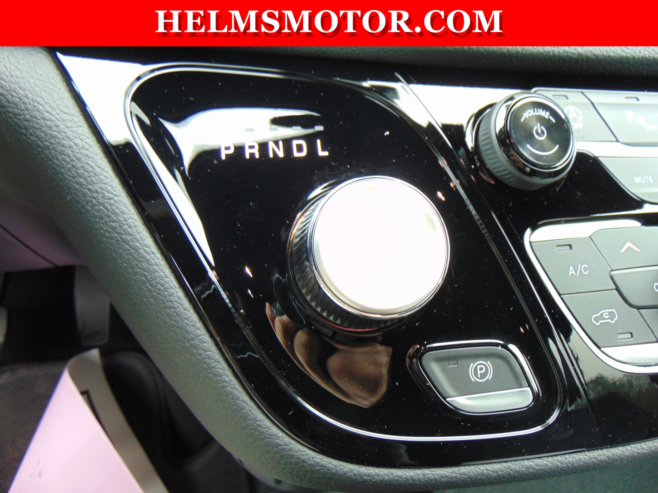 2026 Chrysler Pacifica Select - Photo 21