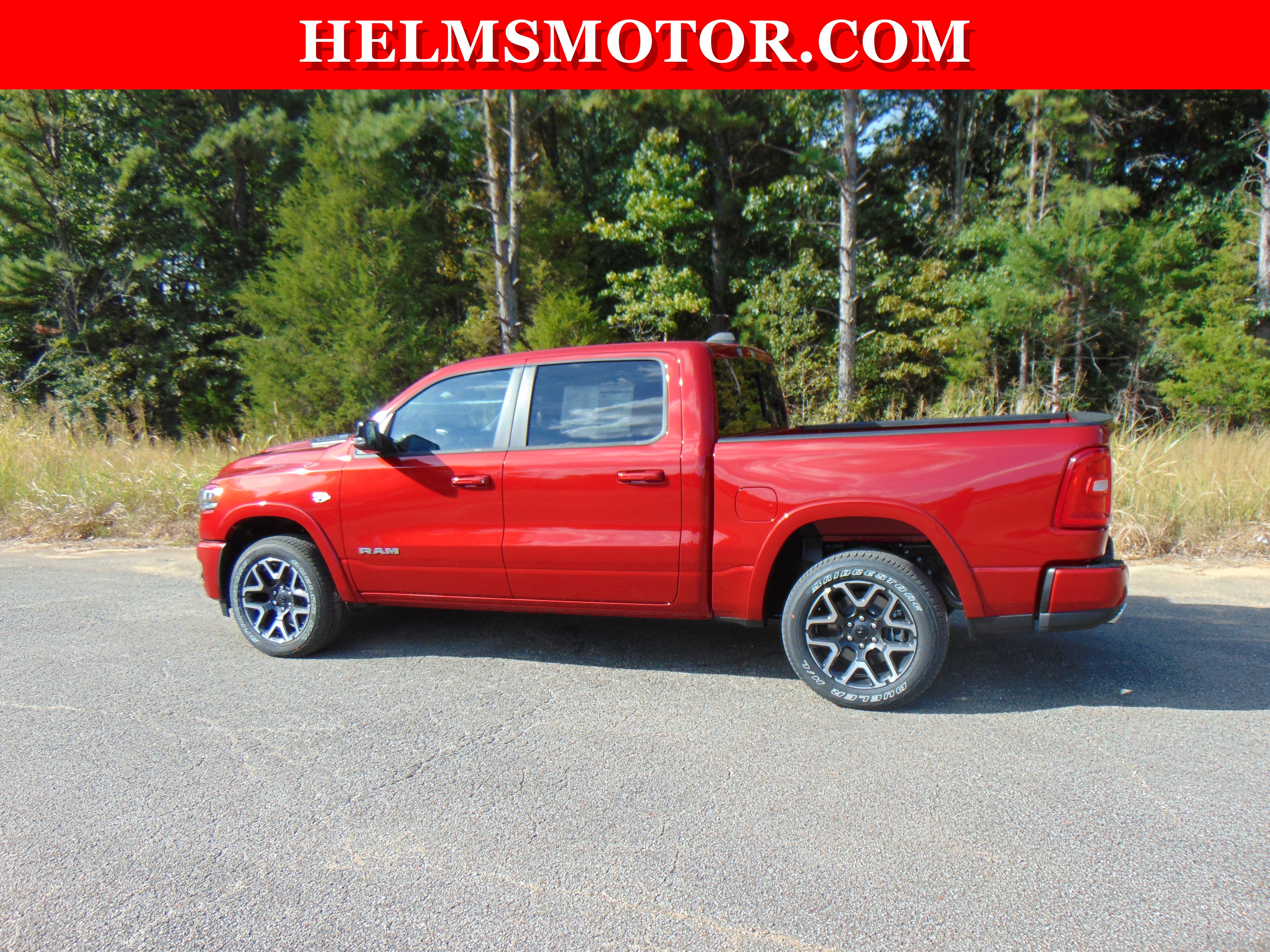 New 2026 Ram 1500 LARAMIE CREW CAB 4X4 5'7 BOX Pickup