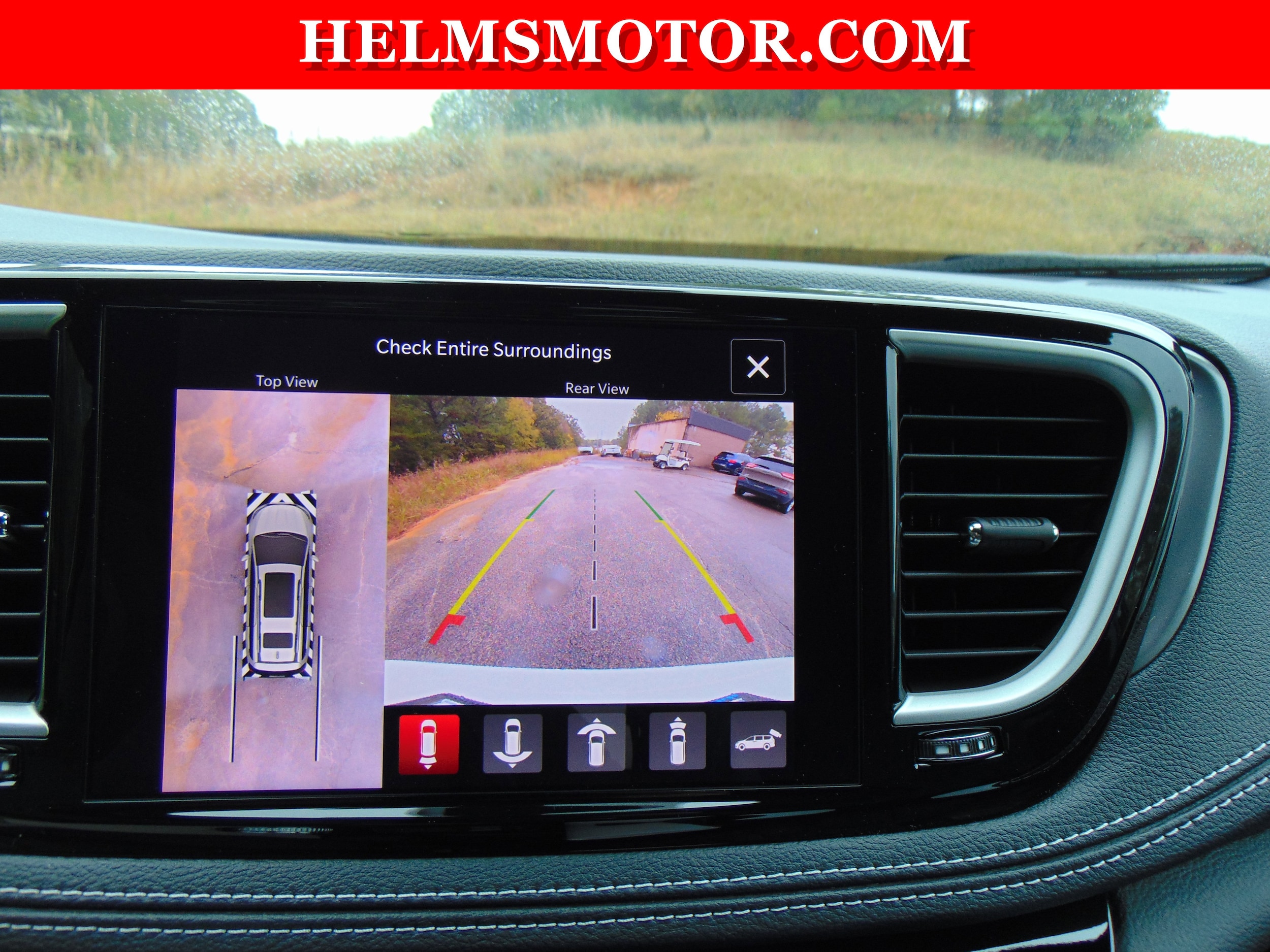 2026 Chrysler Pacifica Select - Photo 29