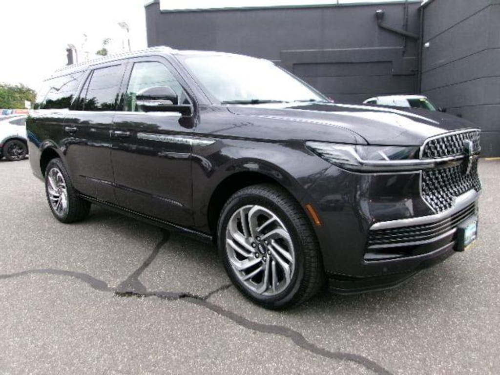 Certified 2026 Lincoln Navigator L Reserve SUV
