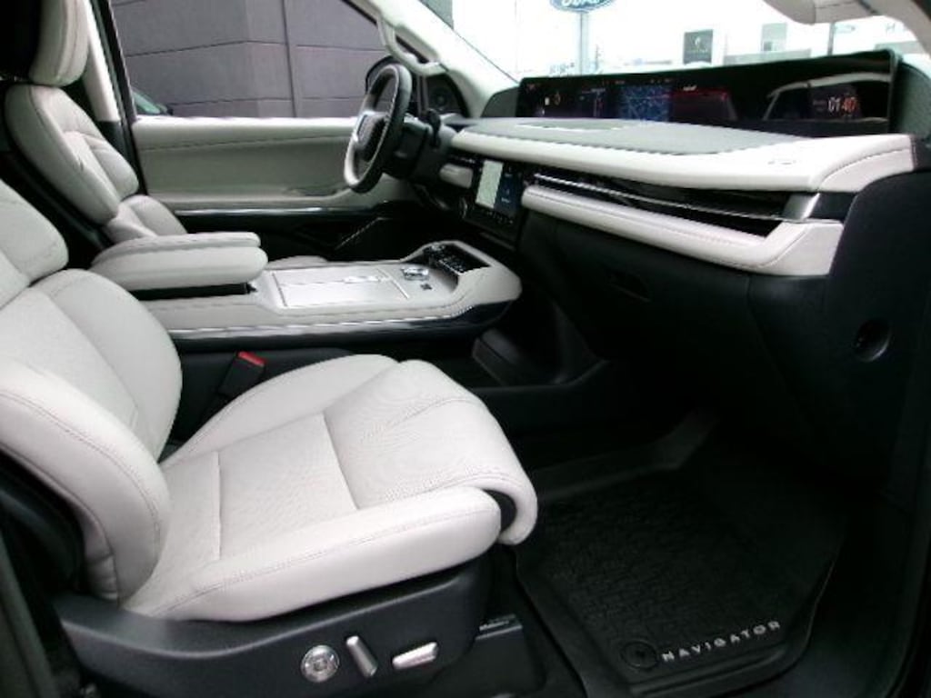Certified 2026 Lincoln Navigator L Reserve SUV