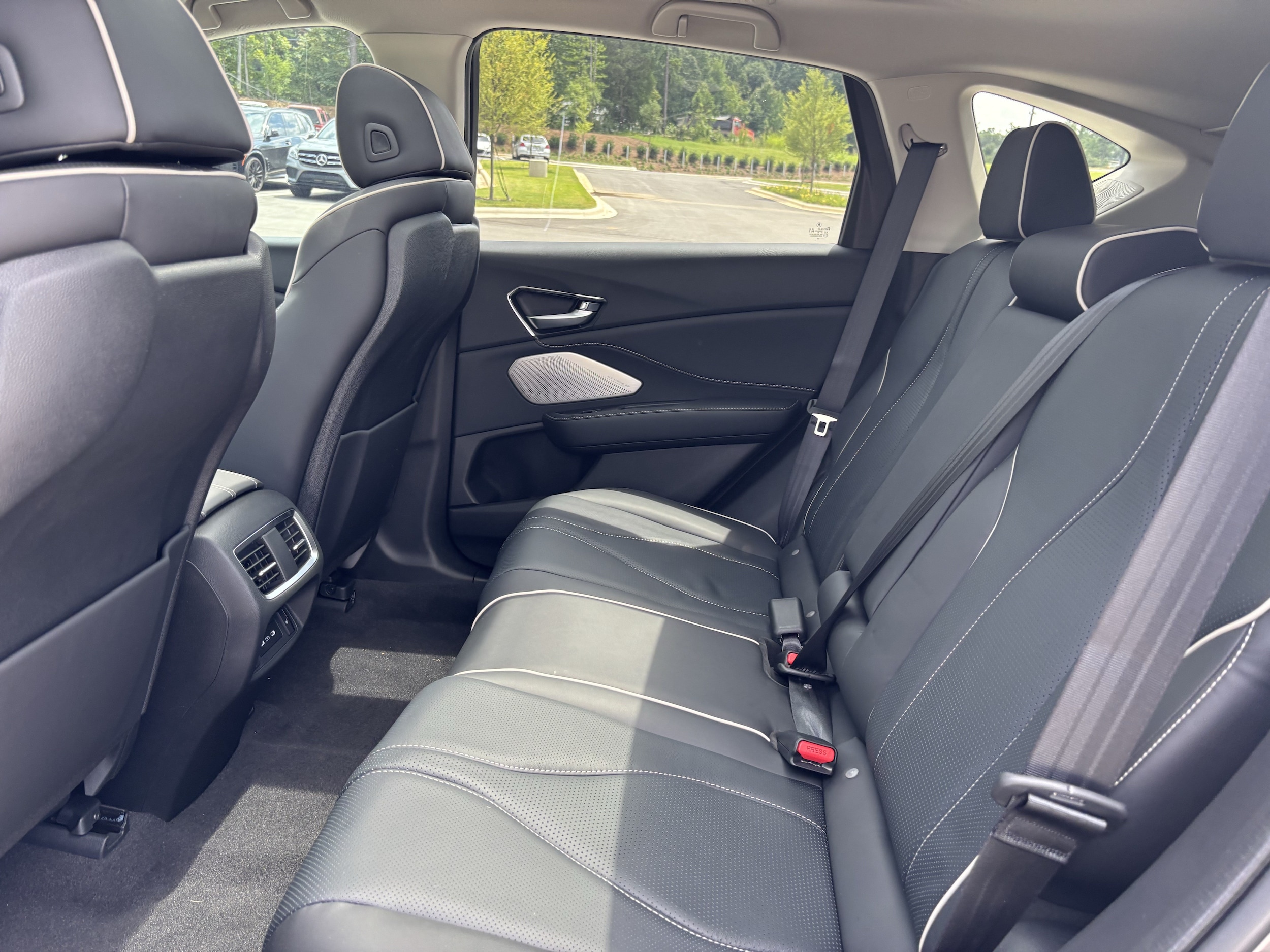 2026 Acura RDX Advance Package - Photo 31