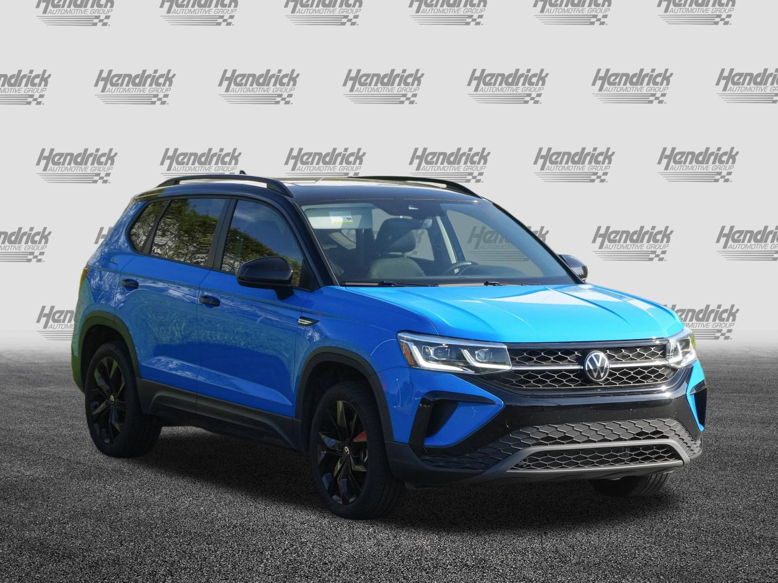 2024 Volkswagen Taos SE Black SUV