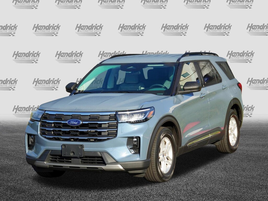 Used 2025 Ford Explorer Active SUV