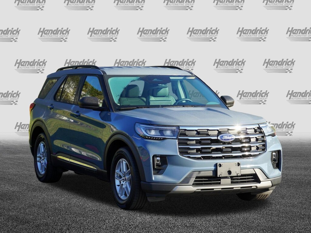Used 2025 Ford Explorer Active SUV