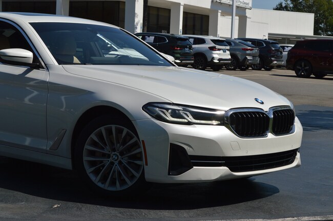 2022 BMW 5 Series 530i Sedan
