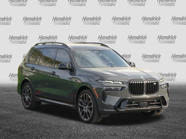 2025 BMW X7 M60i SUV