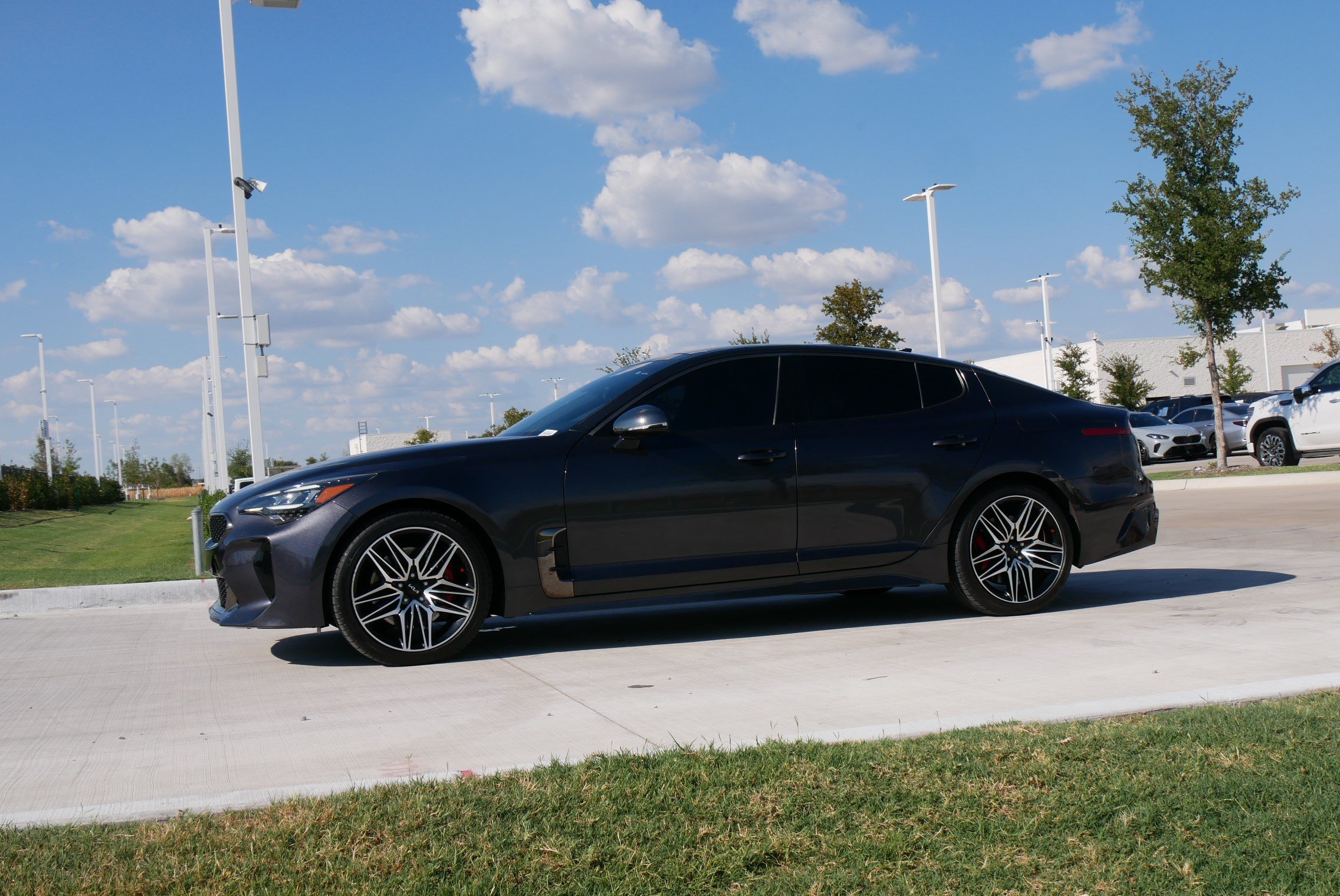 Used 2022 Kia Stinger GT1 Sedan