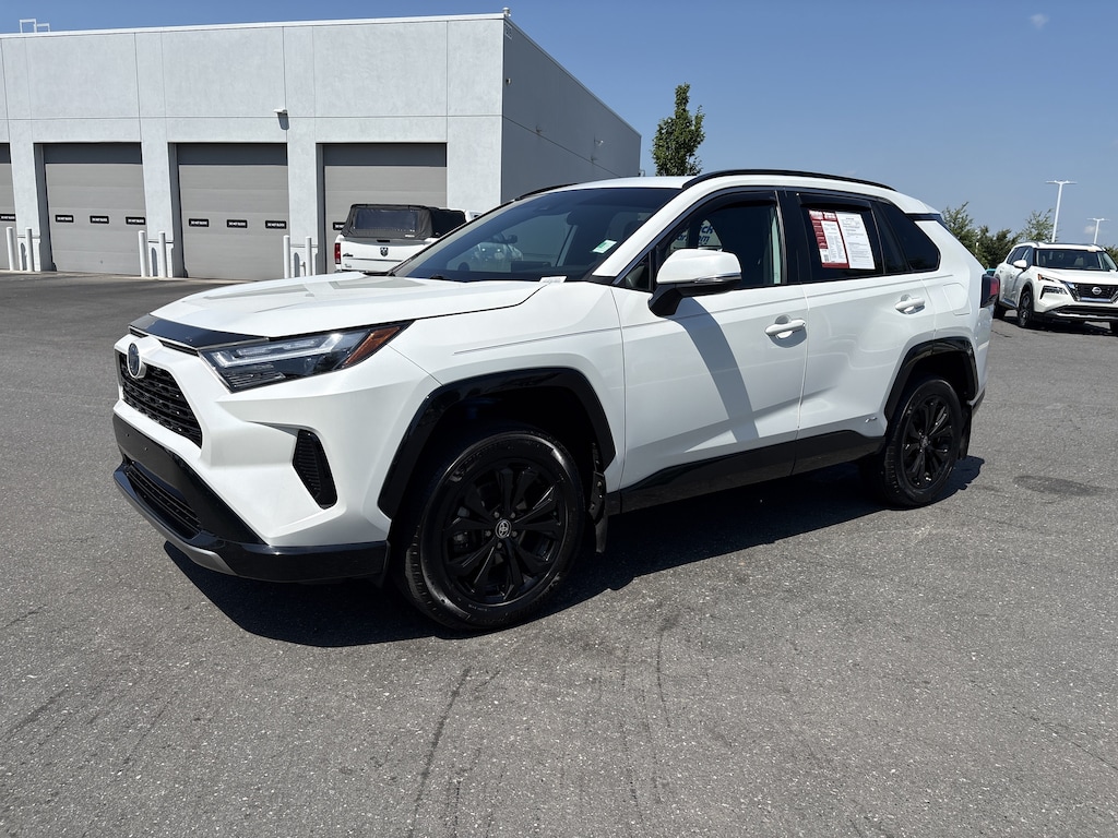 Used 2024 Toyota RAV4 Hybrid SE SUV