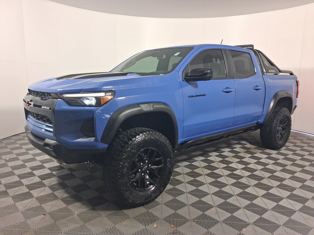 Used 2025 Chevrolet Colorado 4WD ZR2 Pickup