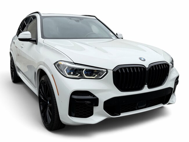 2022 BMW X5 M50i SUV
