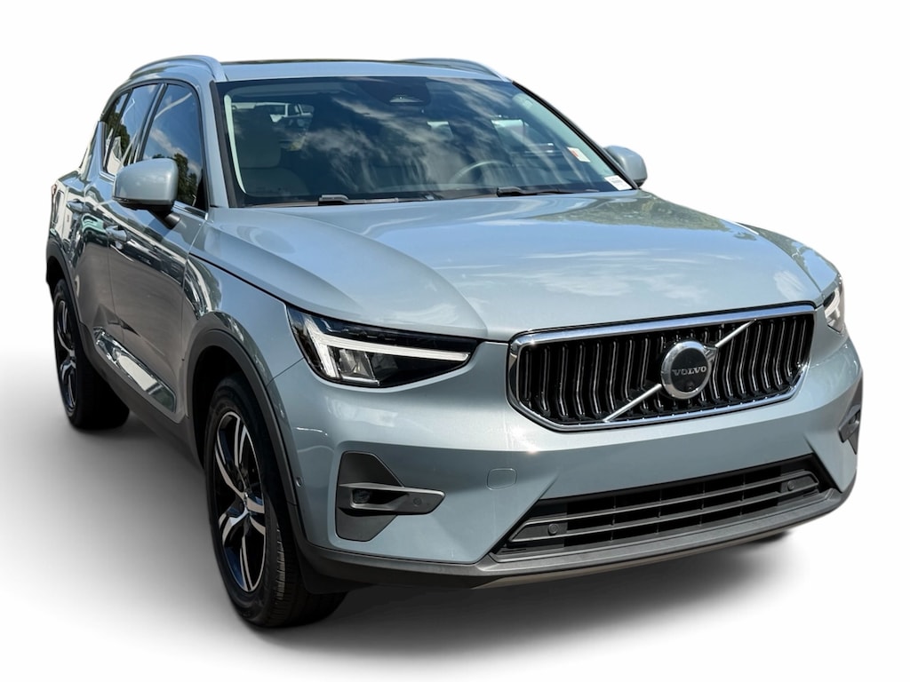 Used 2023 Volvo XC40 Plus Bright Theme SUV