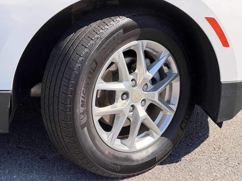 Used 2022 Chevrolet Equinox LS SUV