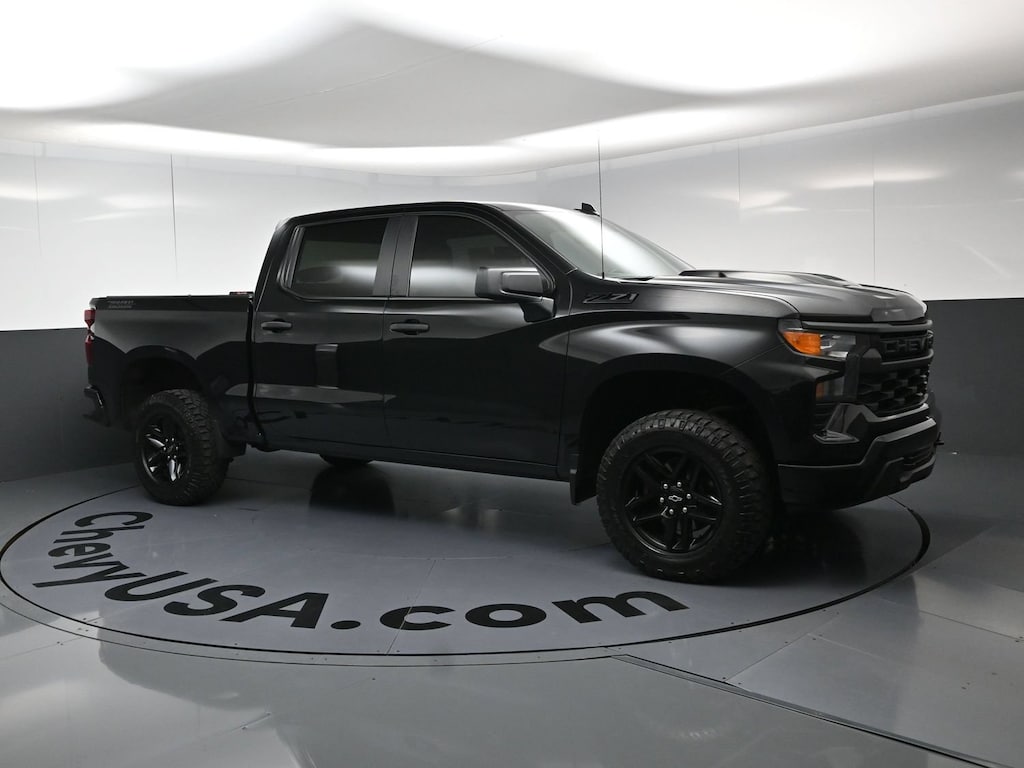Used 2023 Chevrolet Silverado 1500 Custom Trail Boss Pickup