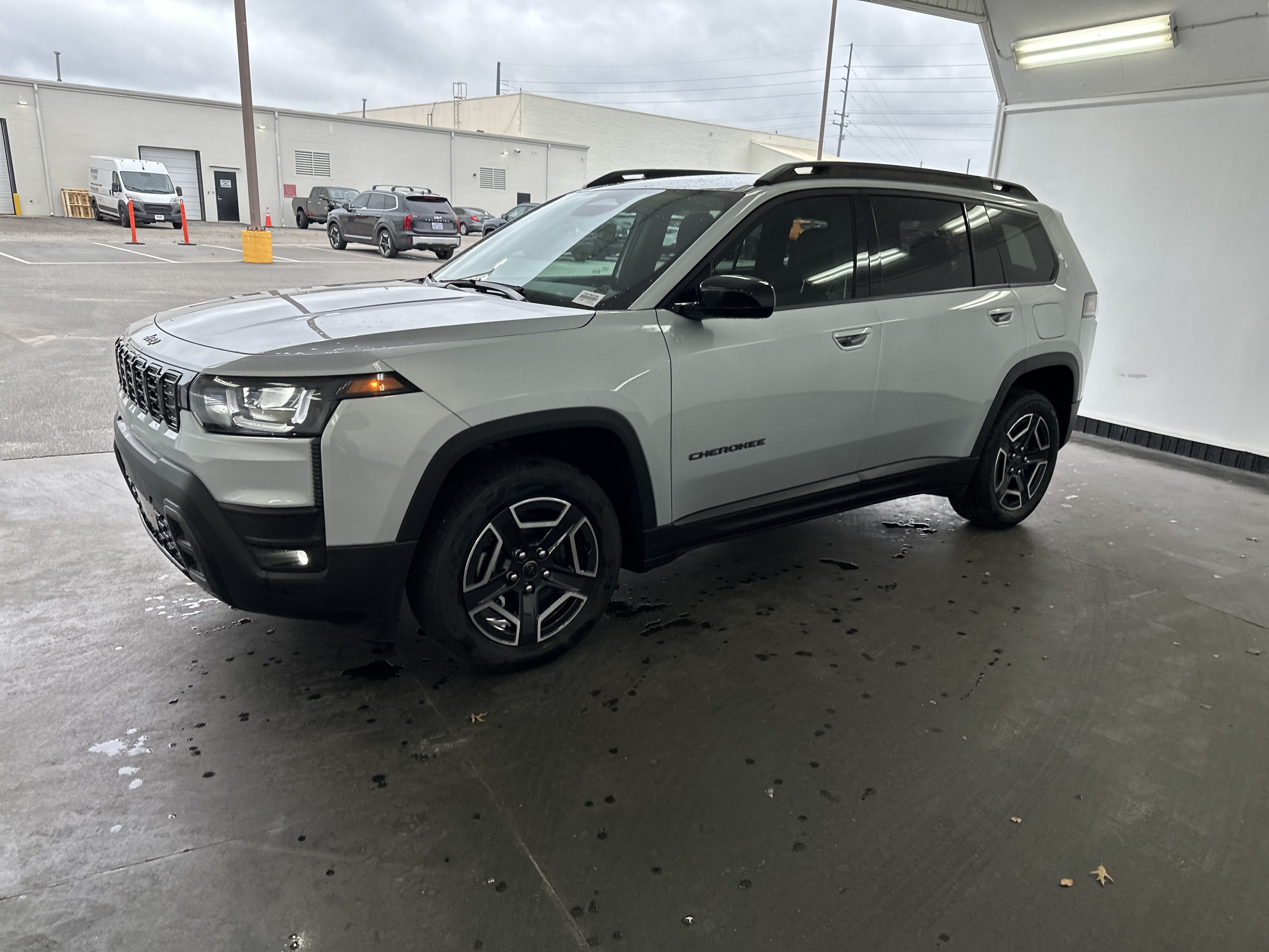 Used 2026 Jeep Cherokee Laredo SUV