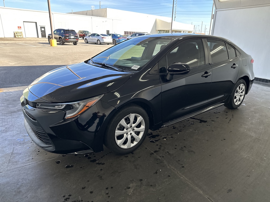 Used 2024 Toyota Corolla LE Sedan