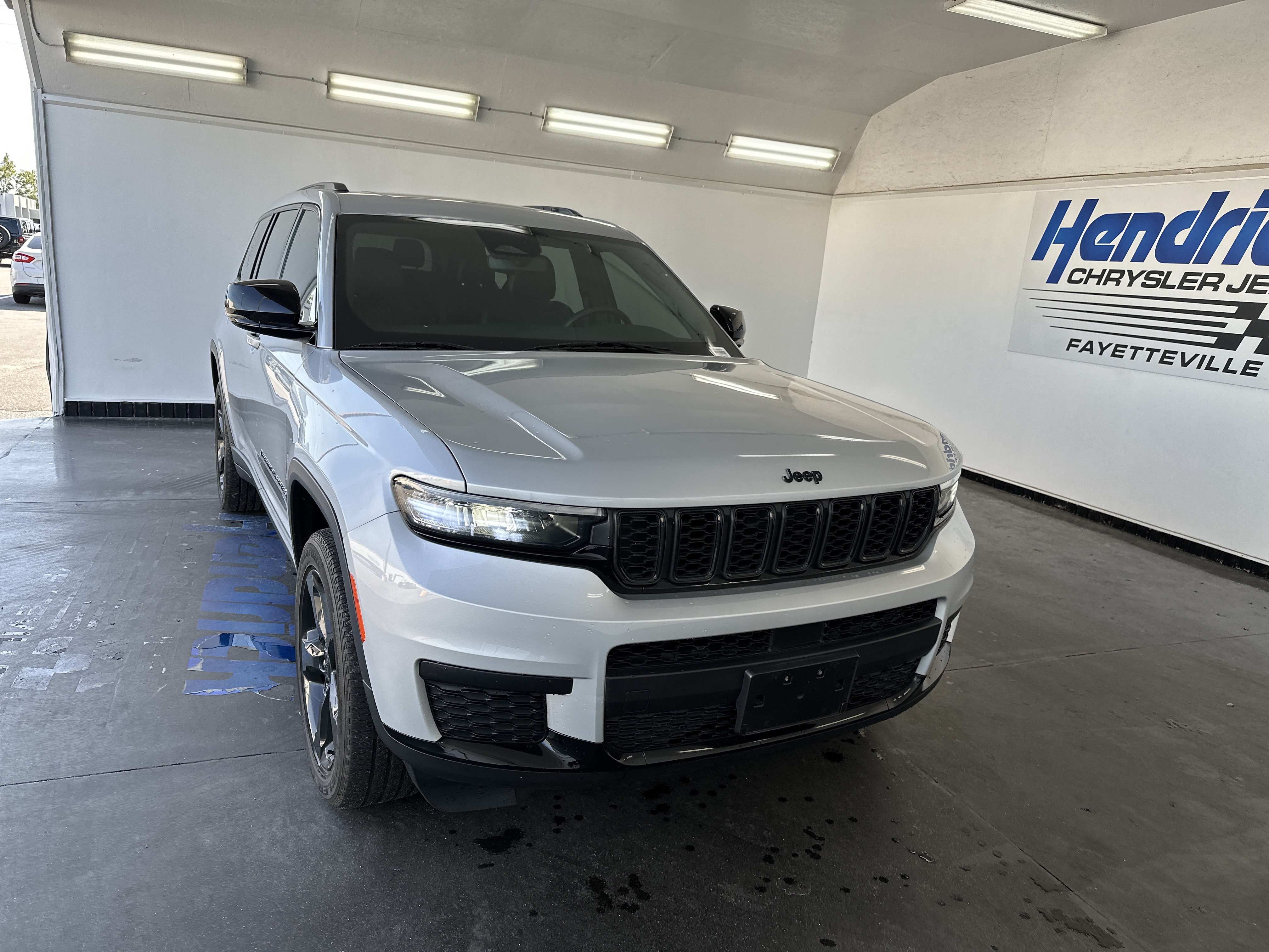 2023 Jeep Grand Cherokee L Altitude SUV
