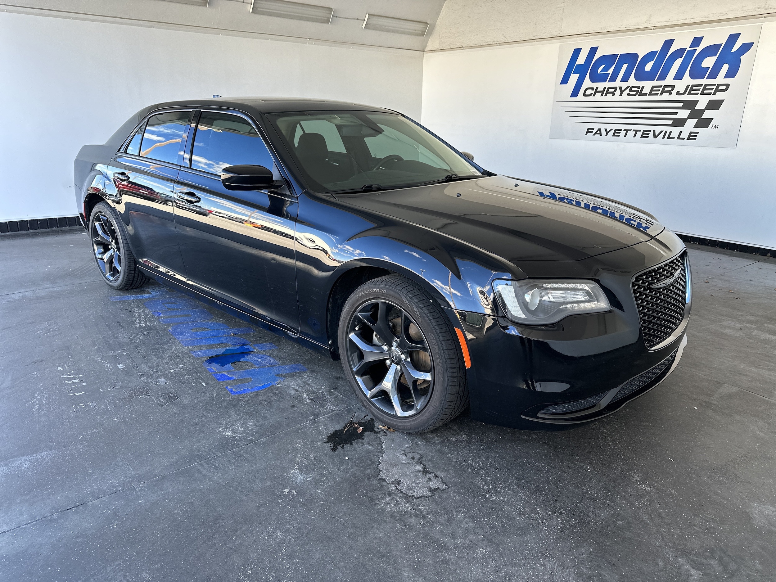 2021 Chrysler 300