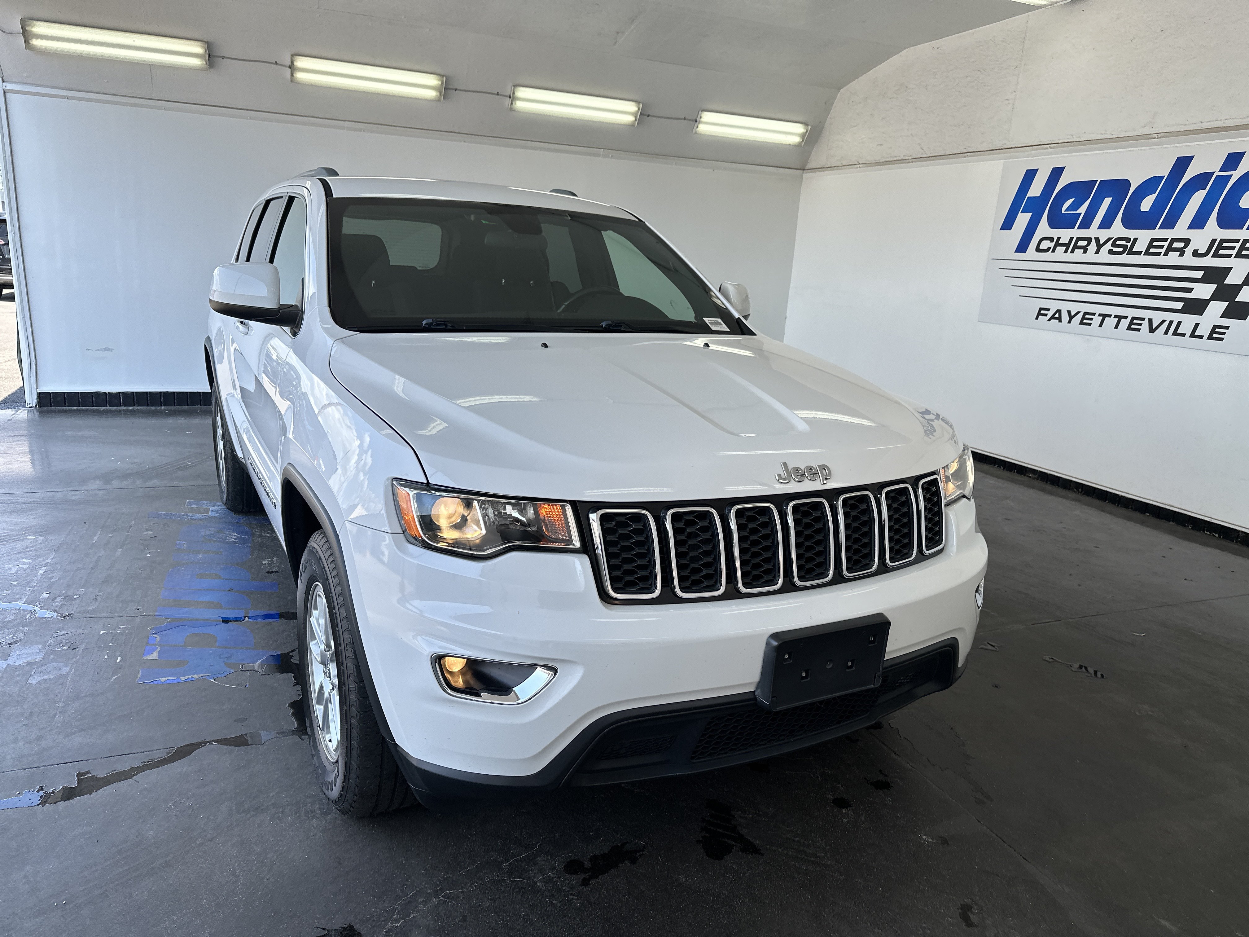 2018 Jeep Grand Cherokee Laredo E SUV