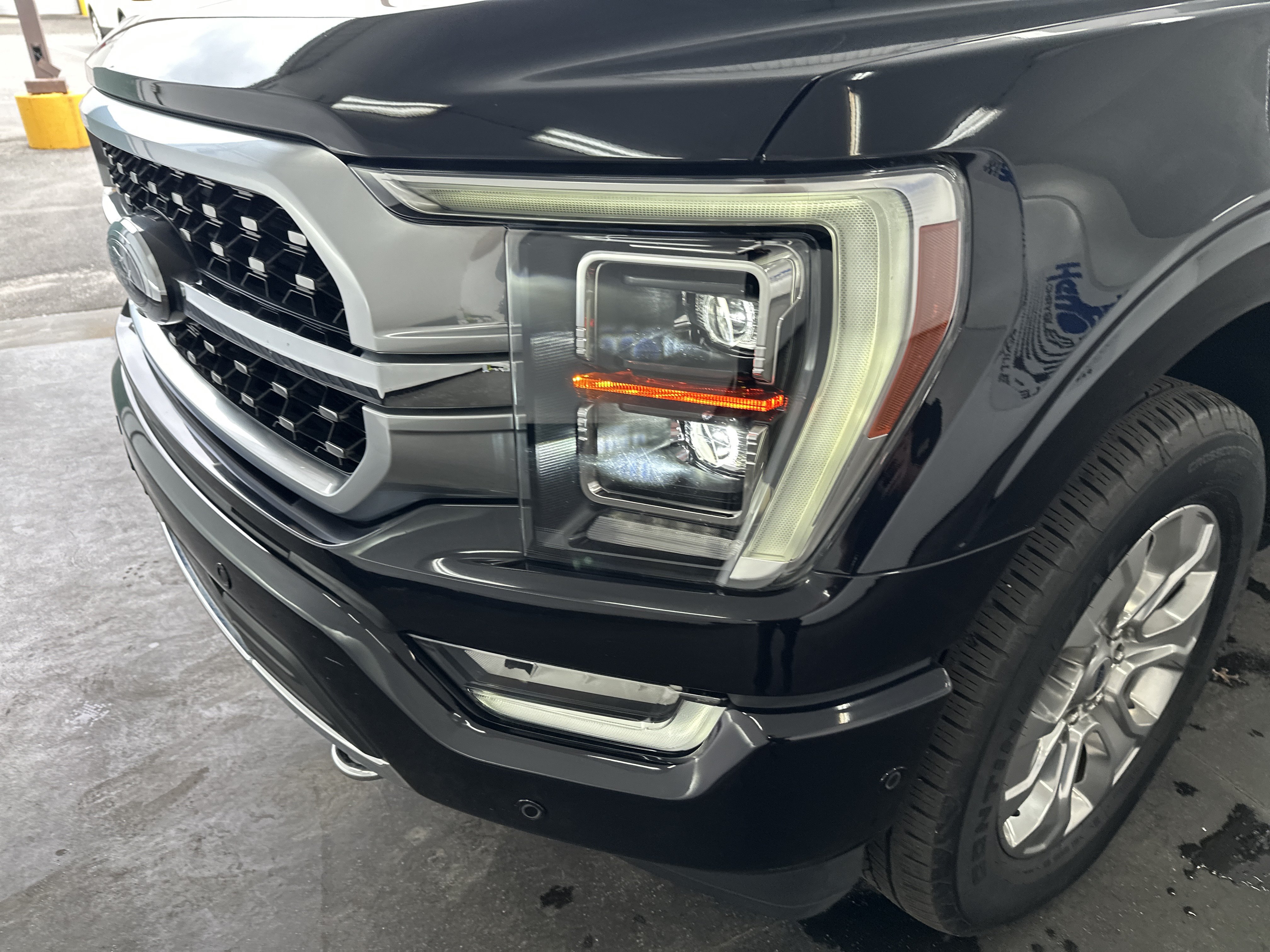 Used 2022 Ford F-150 Platinum Pickup