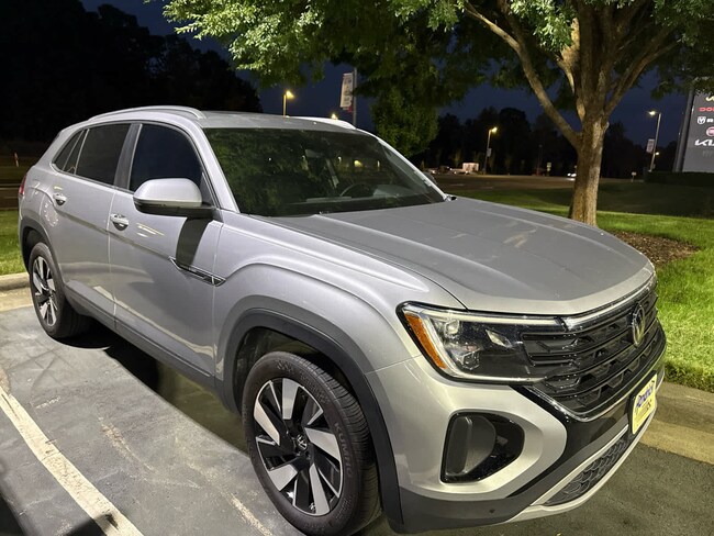 2025 Volkswagen Atlas Cross Sport 2.0T SE w/Technology SUV
