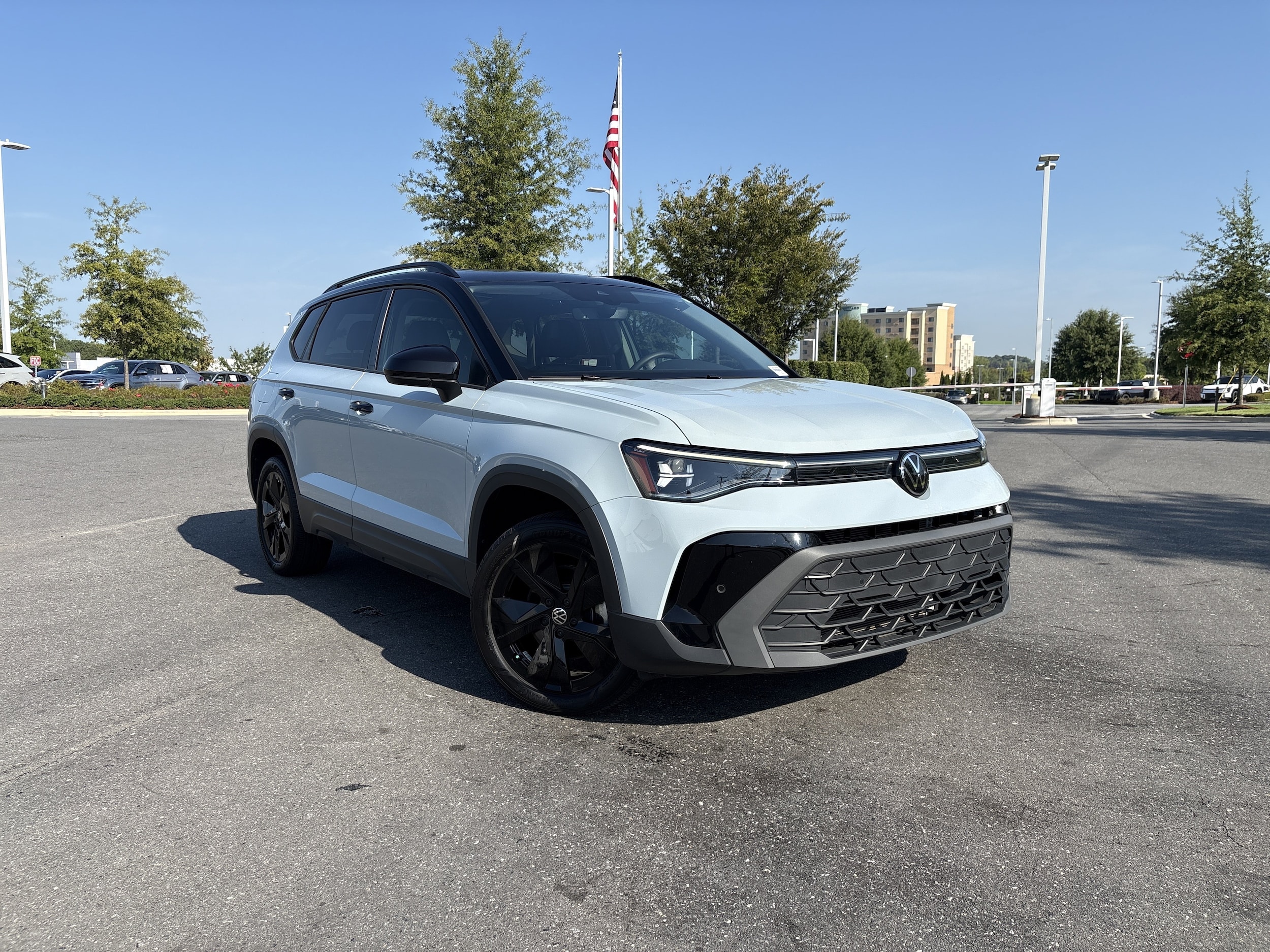 2025 Volkswagen Taos 1.5T SE Black
