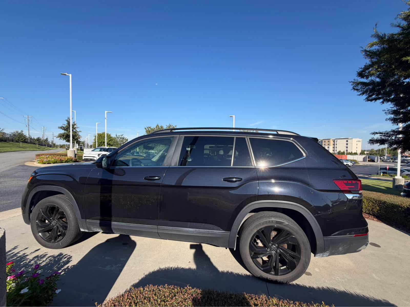 Certified 2022 Volkswagen Atlas 3.6L V6 SE w/Technology SUV