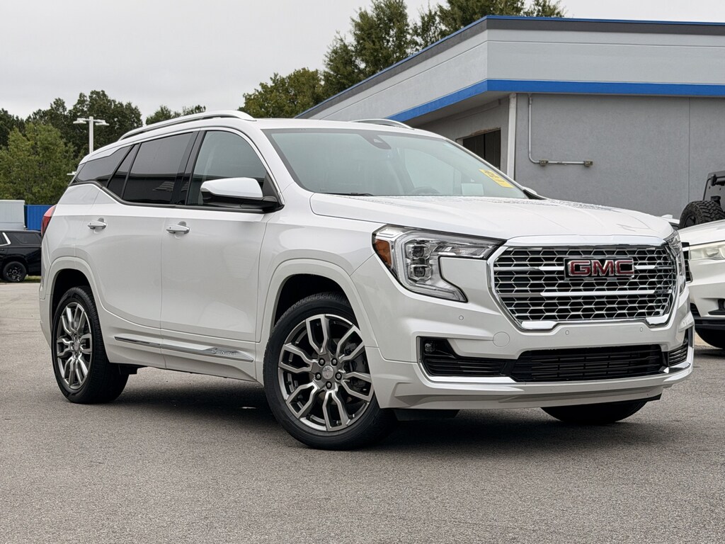 Used 2022 GMC Terrain Denali SUV