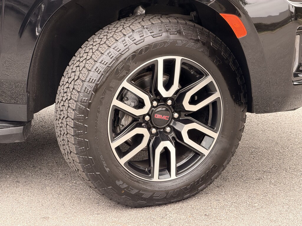 Used 2023 GMC Yukon AT4 SUV