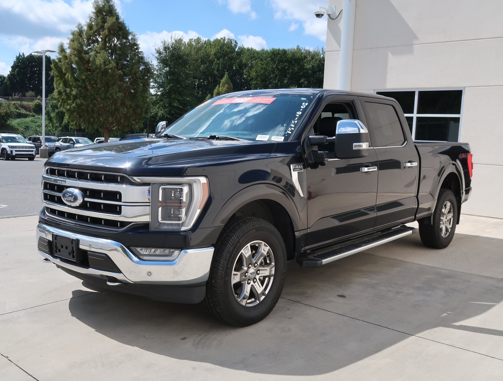Used 2022 Ford F-150 LARIAT Pickup