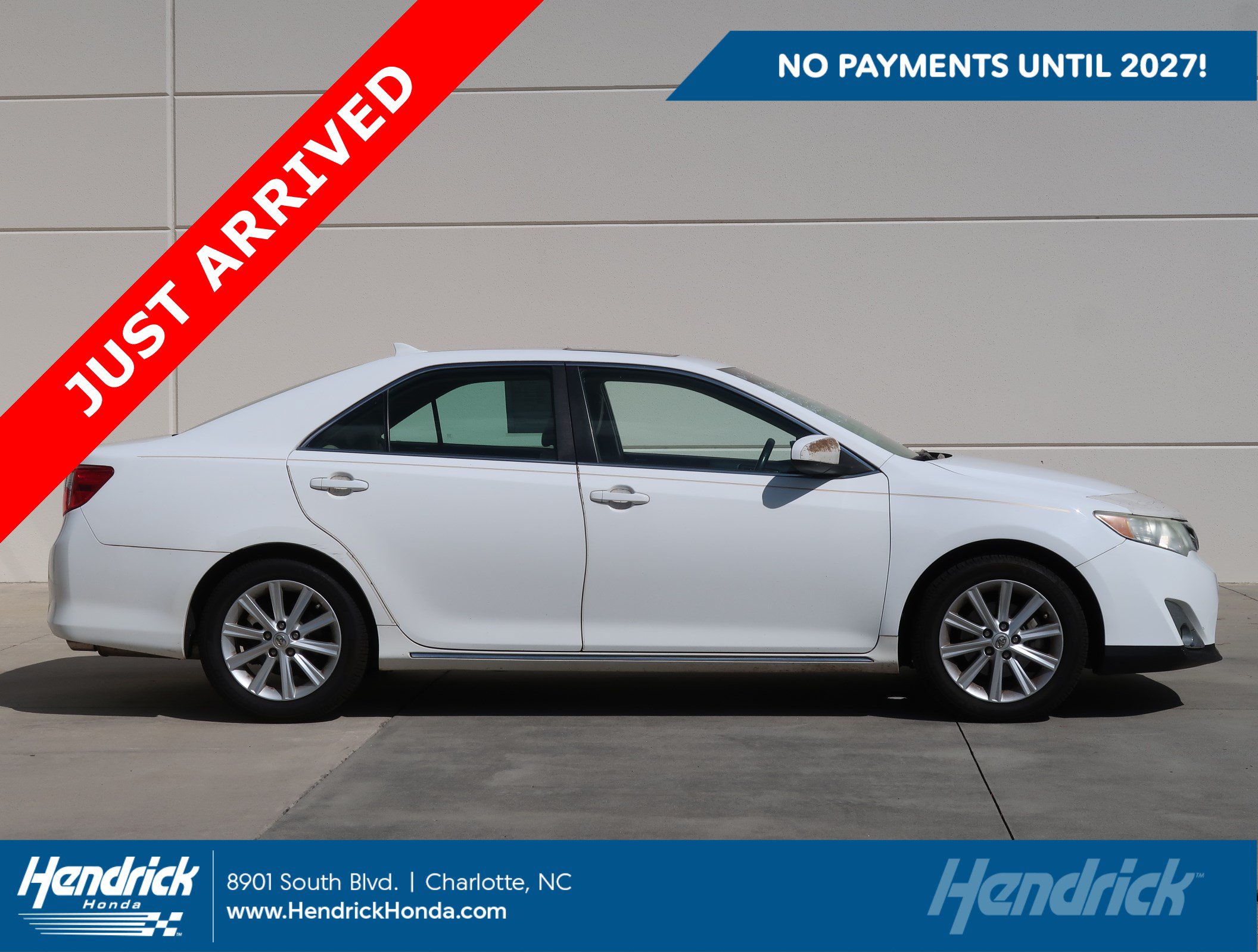 Used 2014 Toyota Camry XLE Sedan