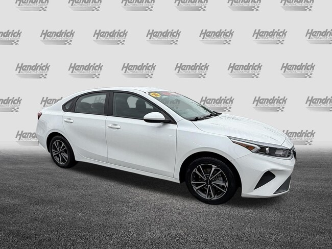 2023 Kia Forte LXS Sedan