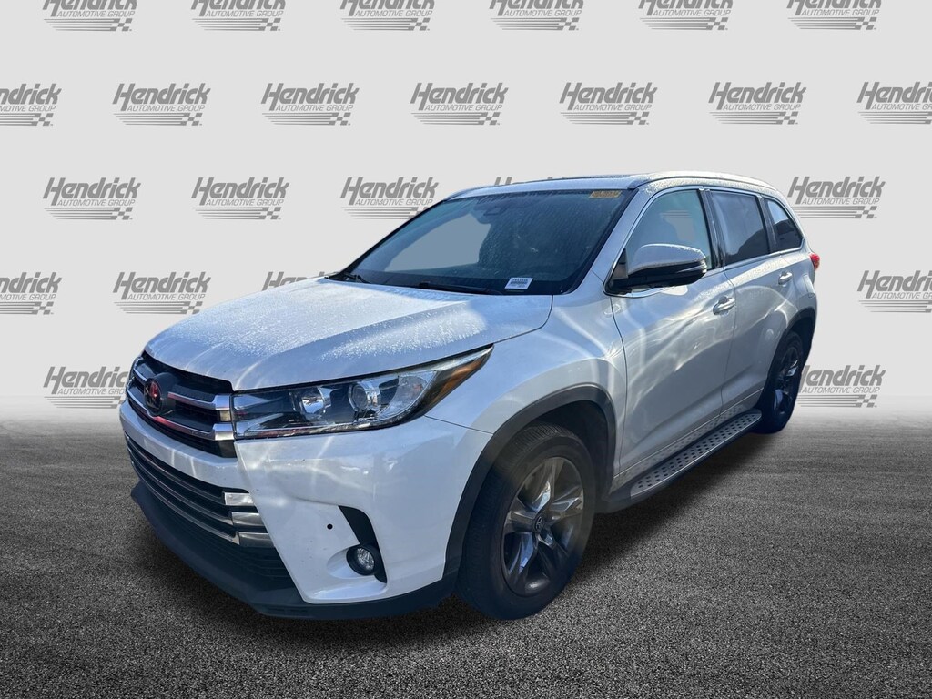 Used 2018 Toyota Highlander Limited Platinum V6 SUV