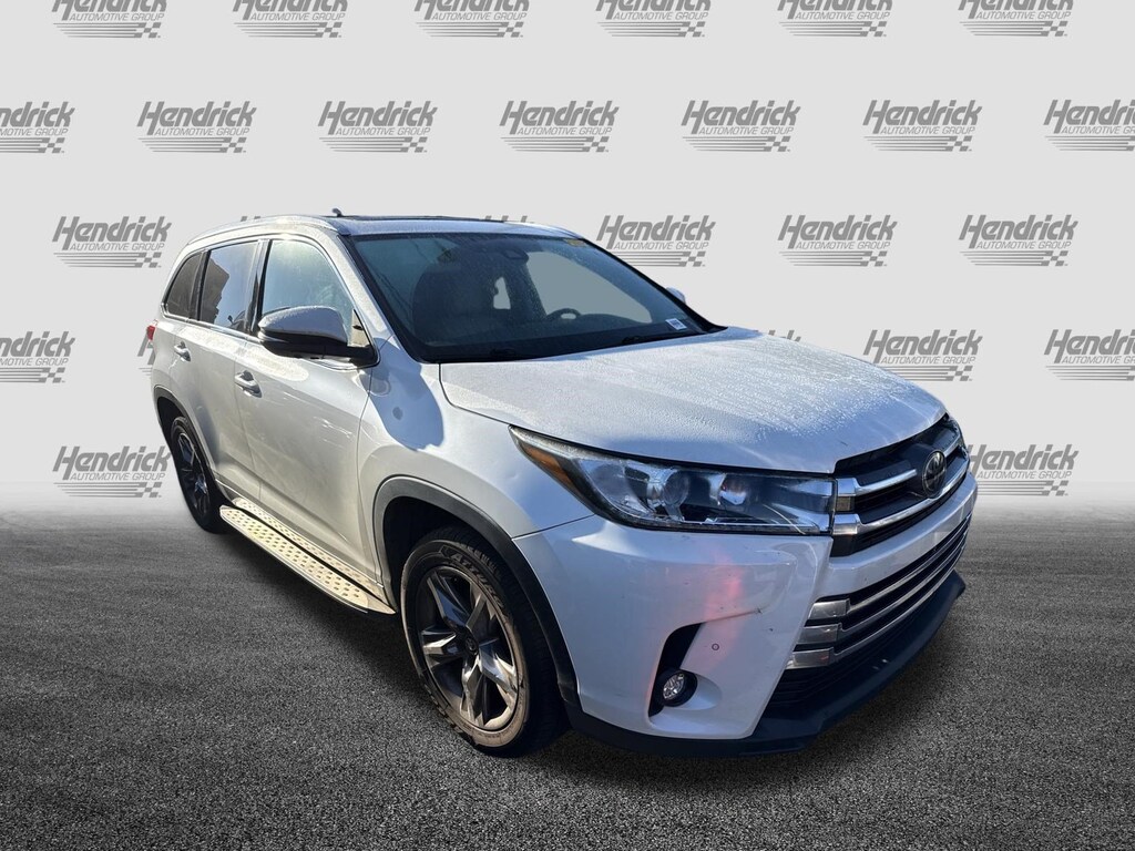 Used 2018 Toyota Highlander Limited Platinum V6 SUV