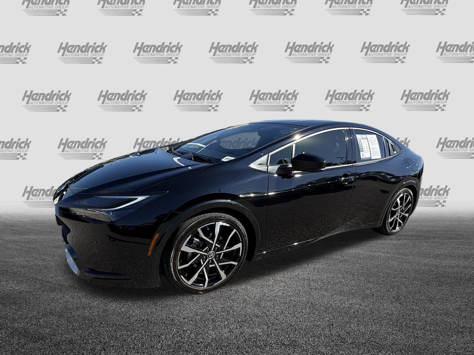 Used 2024 Toyota Prius Prime SE Hatchback