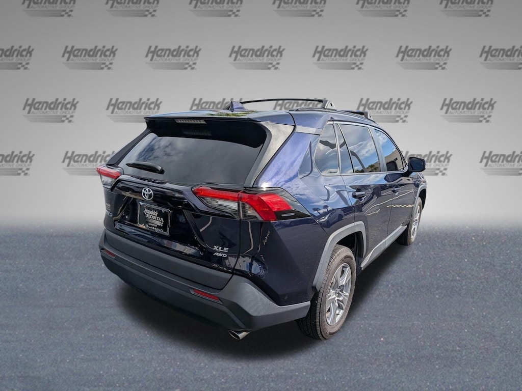 Used 2022 Toyota RAV4 XLE SUV