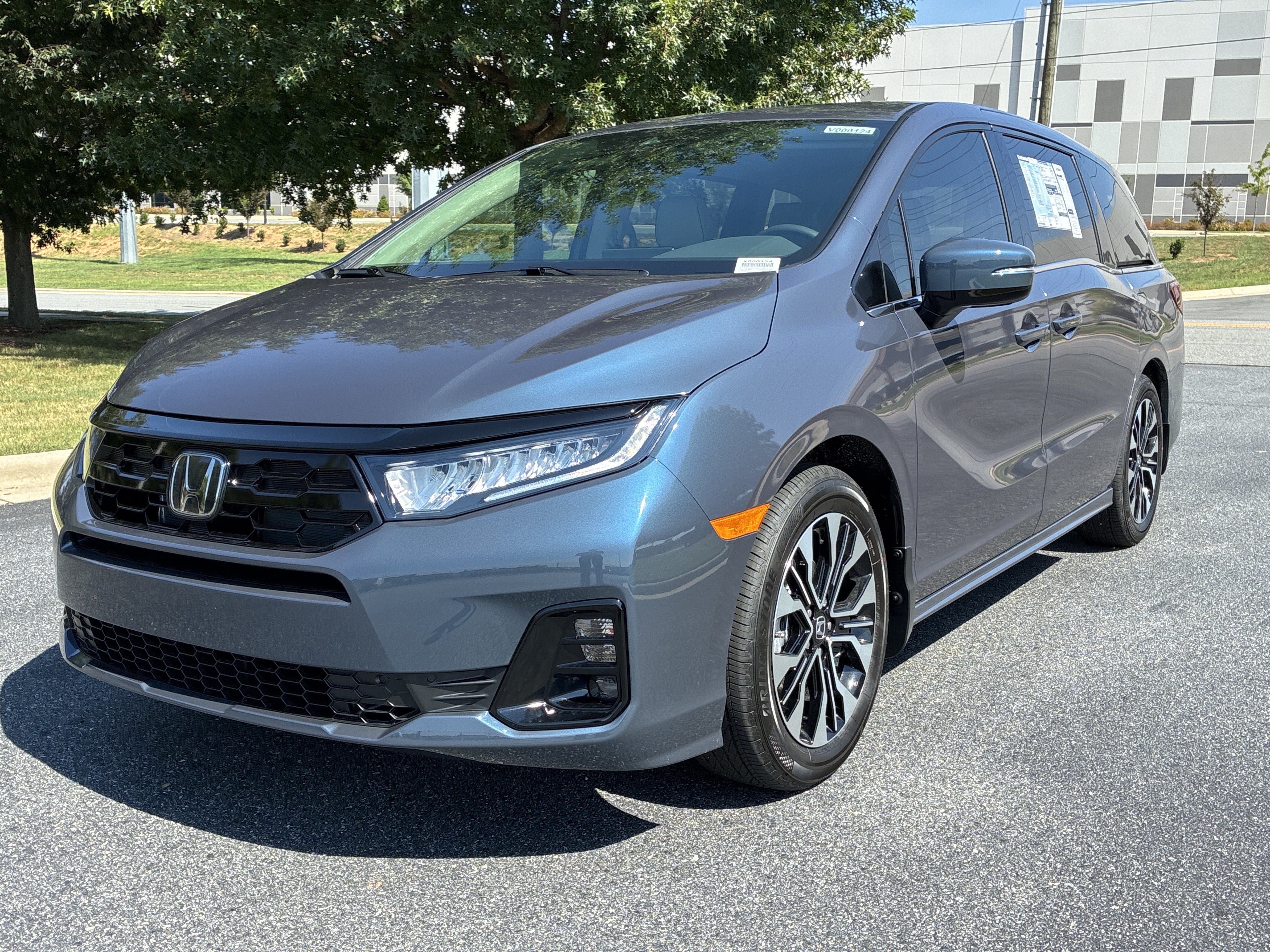 New 2027 Honda Odyssey Elite Minivan