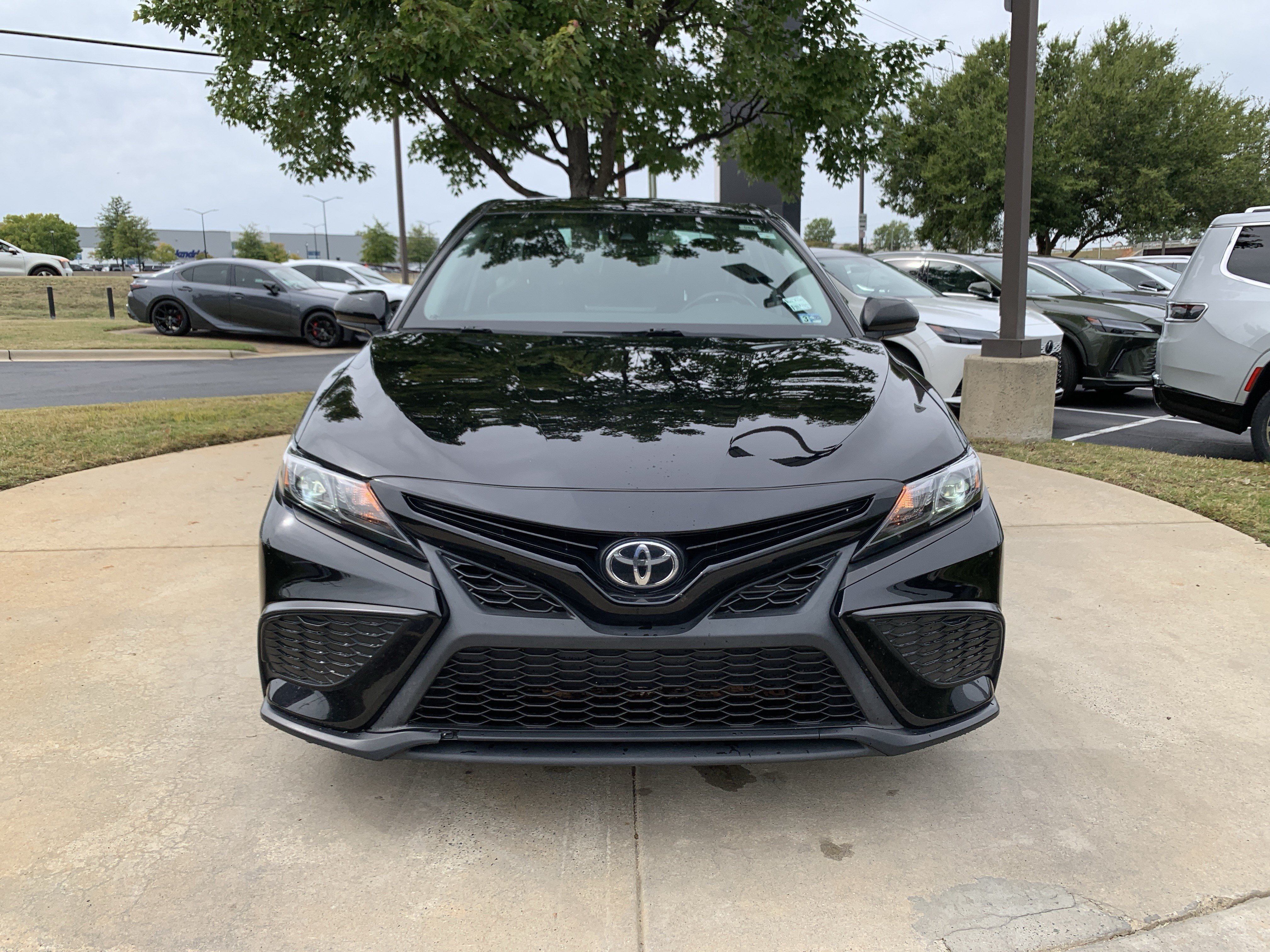 Used 2021 Toyota Camry SE Sedan